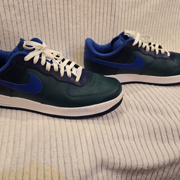 Nike Air Force Low ID by you in dark green navy blue and white